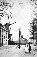 De Gansstraat met molen de Gans en het voormalige huis Soestbergen 1912